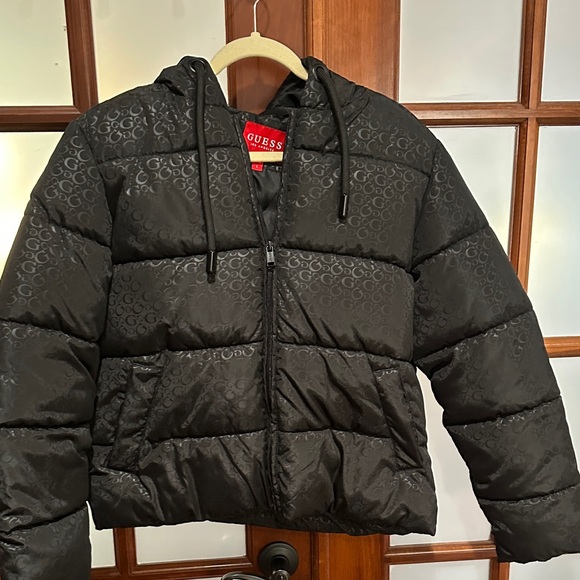Guess Jackets & Blazers - Guess Charcoal Patterned Puffer Jacket